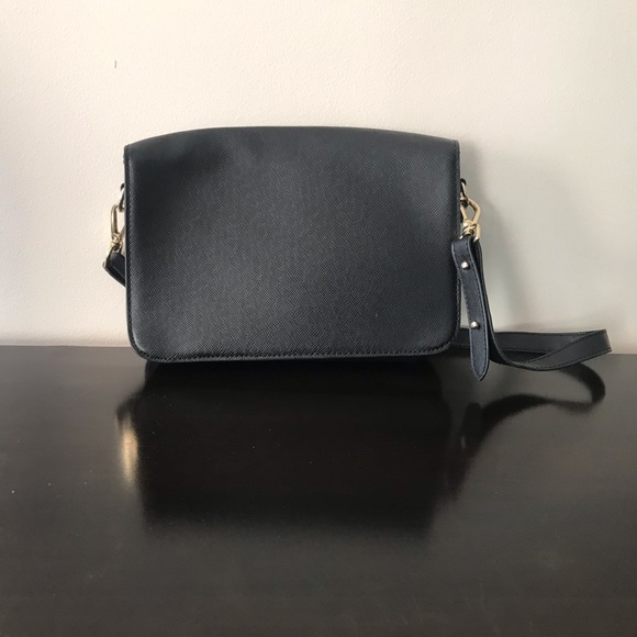 Black Ivanka Trump shoulder bag - Picture 5 of 7